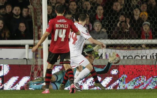 Brad Smith fires home the equaliser (photo: getty)