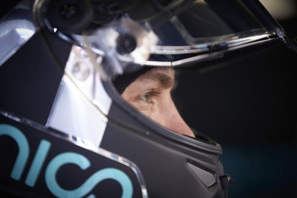 Nico concentrado para la carrera I Foto: mercedes F1