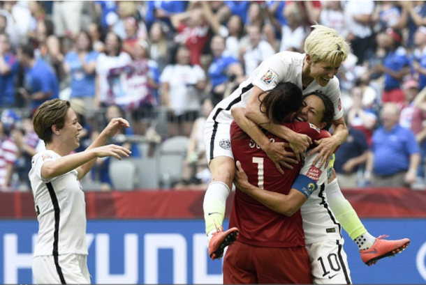 Hope SOlo (1) celebrates with her teammates after winning the 2015 Women's World Cup in a 5-2 victory over Japan. | Photo: FRANCK FIFE - AFP/Getty Images