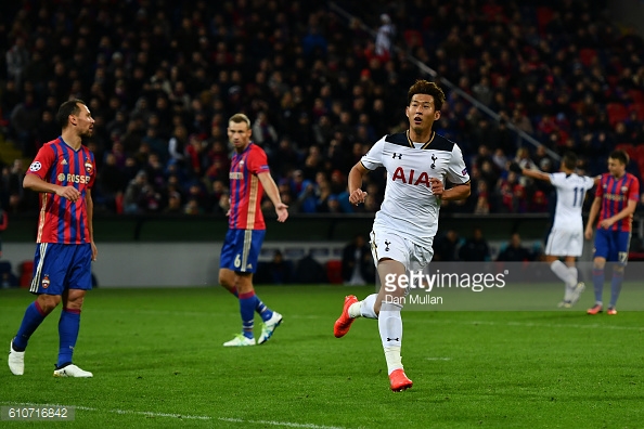 Son is in superb form, will be start as the striker? (photo; Getty Images)