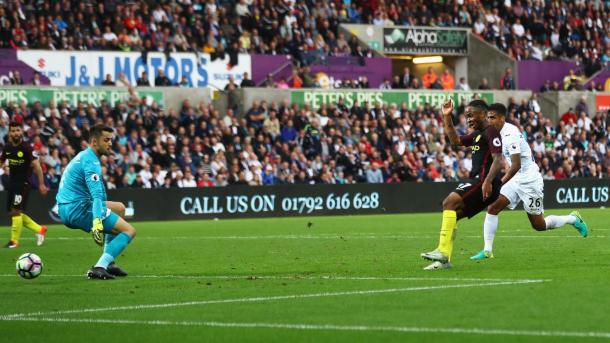 Sterling chiude i conti sul 3-1, www.premierleague.com