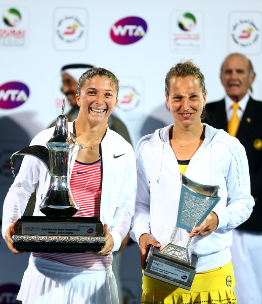 Strycova (right) with Errani (left) holding the runners-up trophy in Dubai (Photo by Francois Nel / Source : Getty Images)