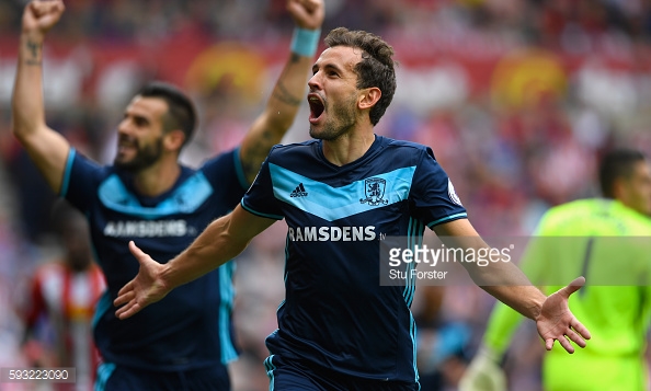 Cristhian Stuani celebrates scoring his second during a 2-1 victory at Sunderland | Photo: GettyImages/Stu Forster