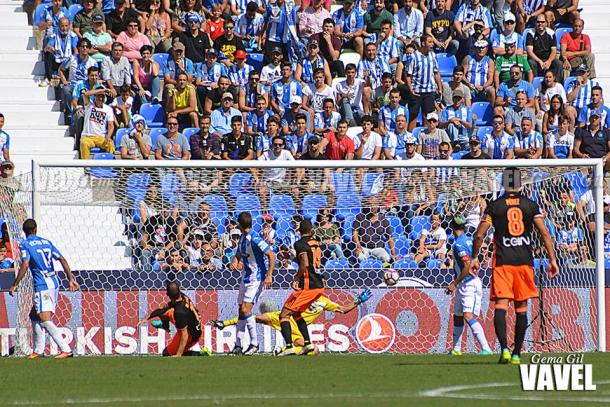 Gol de Mario Suárez para hacer el 1-2 | Foto: Gema Gil (Vavel)