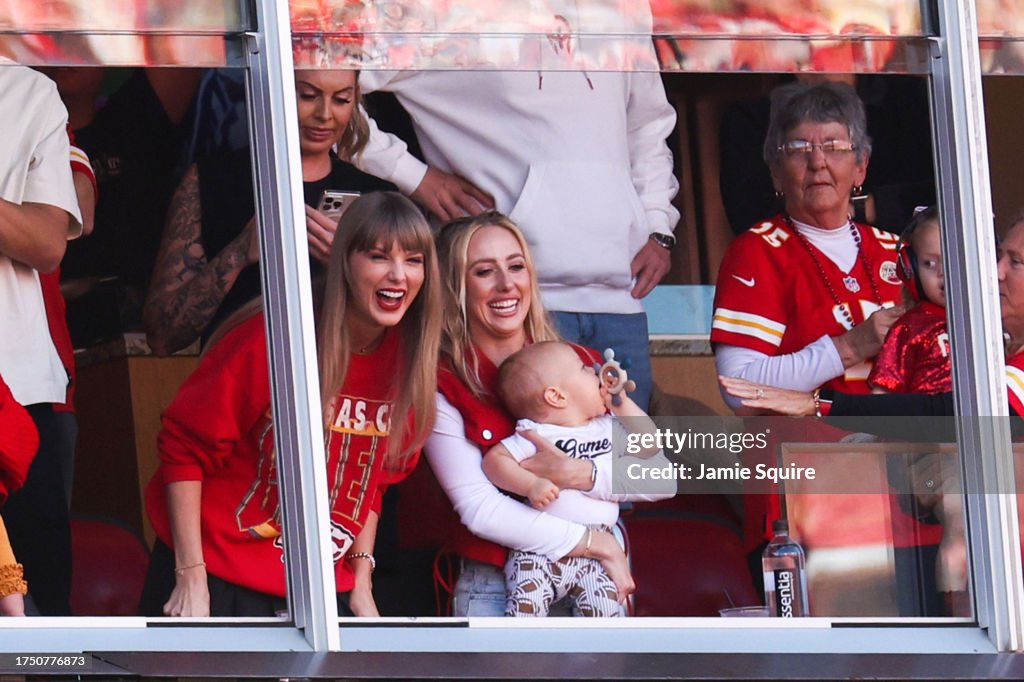 Taylor Swift and Brittany Mahomes react during the first half of the game between the Los Angeles Chargers and Kansas City Chiefs at GEHA Field at Arrowhead Stadium on October 22, 2023 in Kansas City, Missouri. (Photo by Jamie Squire/Getty Images)