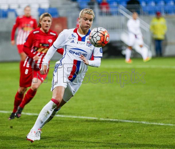 Two collide, Hegerberg for Lyon away to Avaldsnes making their UWCL debut last season (Credit: Scanpix/Jan Kåre Ness)