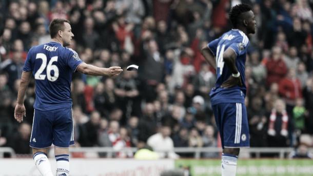 Chelsea captain John Terry leaving the field of play in the club's 3-2 defeat to Sunderland last Saturday | Photo: Sky Sports 