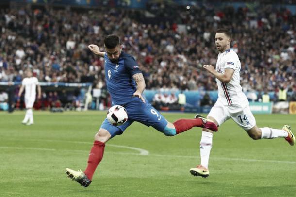 Giroud opening the scoring against Iceland with a well executed near post volley. Photo: mirror.co.uk