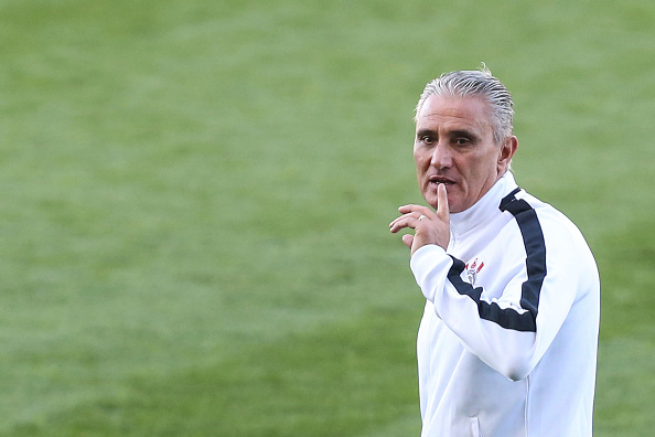 É a hora de Tite? (Foto: Brazil Photo Press/Getty Images)