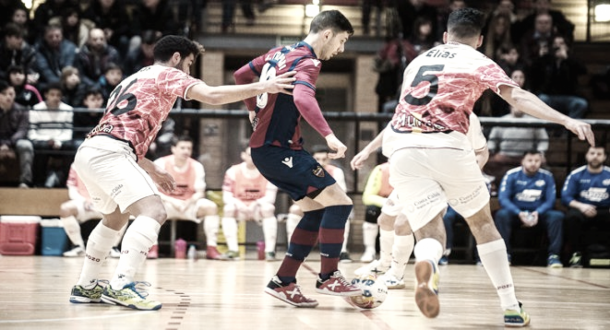 El Cabanyal vivió un partido vibrante entre Levante y ElPozo | Foto:LNFS
