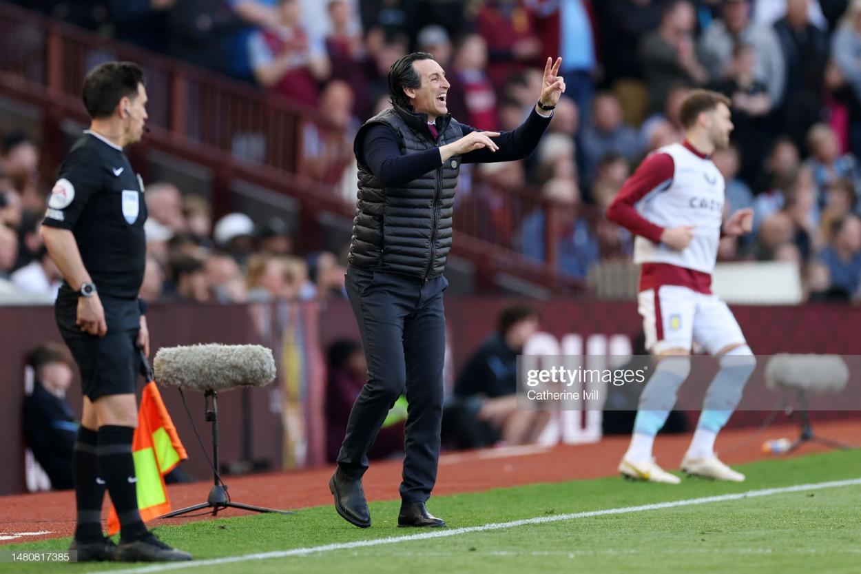 Unai Emery giving out instructions during Aston Villa's game against Nottingham Forest - (Photo by Catherine Ivill/Getty Images)