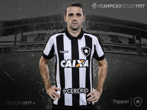 Camisa titular | Arte: Gabriel Assis/Botafogo