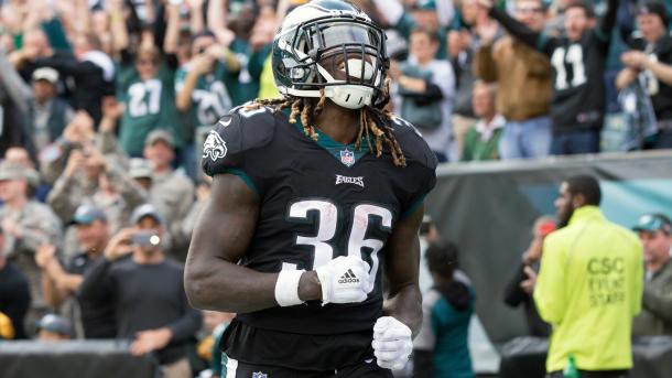Ajayi deberá correr como contra los Falcons para ayudar a Nick Foles