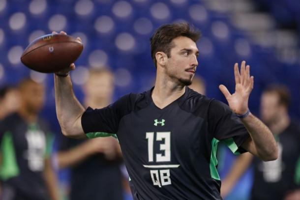 Memphis QB Paxton Lynch works out at the NFL combine (Brian Spurlock/USA TODAY Sports)