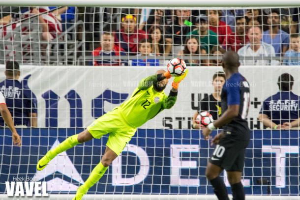 Tim Howard making one of his two saves against Colombia on Satuday at the University of Phoenix Stadium. Photo provided by Freek Bouw-VAVEL USA,