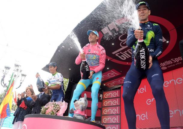 Nibali y Valverde en el podio del Giro de Italia | Fuente: Giro de Italia