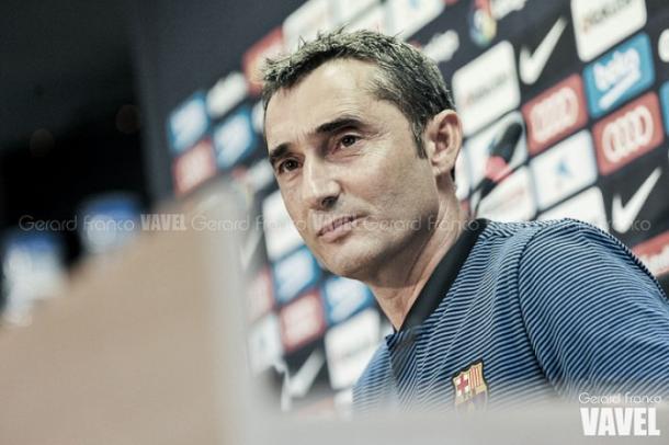 Ernesto Valverde atendiendo a los medios de comunicación | Foto: Gerard Franco - VAVEL