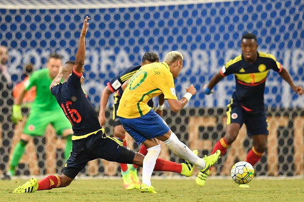 Neymar marcou o gol da vitória da Seleção (Foto: Getty Images)