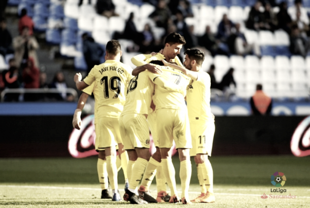 Los jugadores del Villarreal celebrando uno de los goles en Riazor