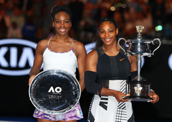 Venus (left) lost to her sister Serena (right) for the second time in an Australian Open final (Photo by Scott Barbour / Getty)