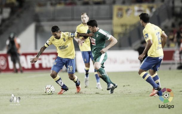 Jonathan Viera jugando contra el Eibar | Foto: LFP.es