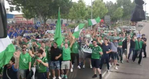 La afición del Villanovense antes del partido de playoff ante Fuenlabrada en la temporada 2016/17. | Foto: CF Villanovense