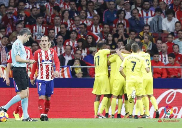Bacca celebrando un gol | LaLiga