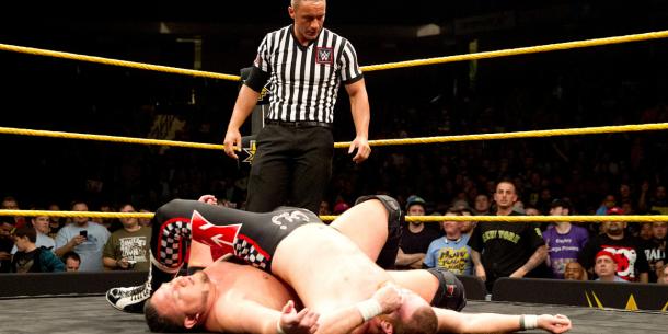 double pinfall photo:voice of wrestling