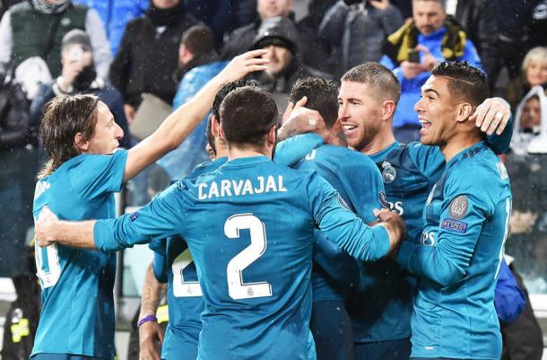 Los jugadores del Real Madrid celebran el gol de Cristiano | Fuente: LaLiga