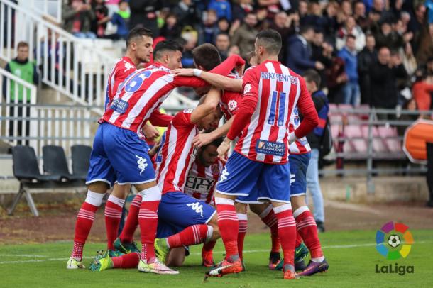 El Girona celebra uno de los tantos de la victoria ante el Levante de la jornada 17 | LaLiga
