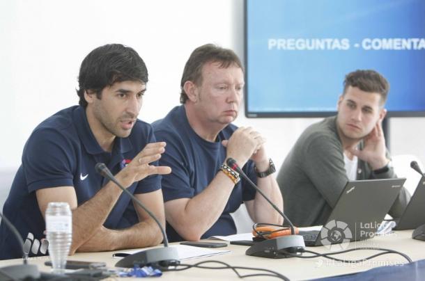 Raúl y Alfonso en una charla de La Liga (Imagen: laliga.es)