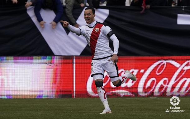 Raúl de Tomás celebrando su gol ante el Valencia | Fotografía: LaLiga Santander