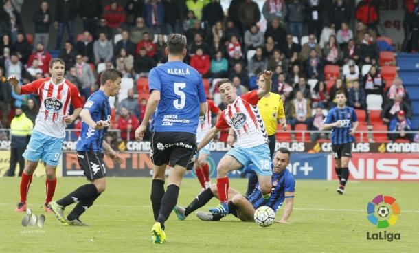 El Girona no pudo pasar del empate en el Anxo Carro  |  Fotografía: LFP