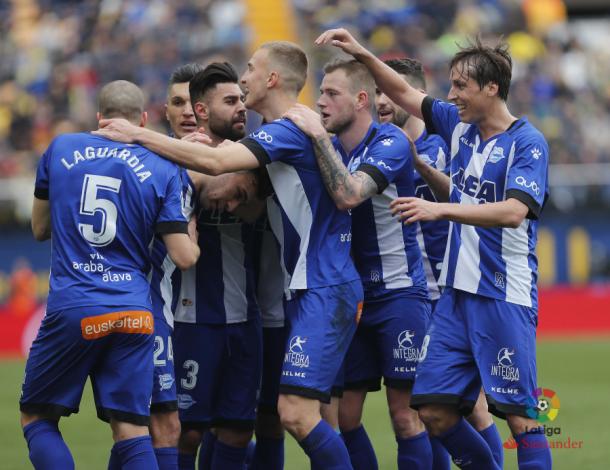 El Alavés ganó en Villarreal con un excelso Pacheco. | Foto: LaLiga