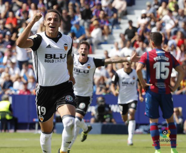 Rodrigo celebrando un gol en el Ciutat | Foto: La Liga