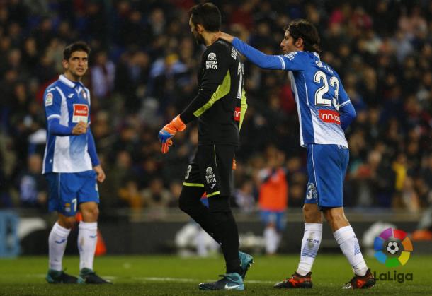 Momento en el que Diego López le detuvo el penalti a Leo Messi | FOTO: LaLiga