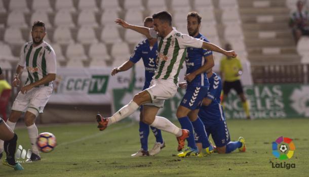 Momento del gol de Alejandro Alfaro | Foto: LaLiga