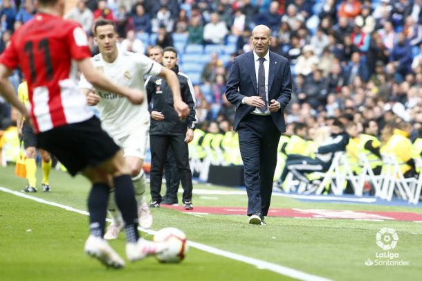 Zidane en la zona técnica durante su segunda etapa ya / Foto: LaLiga