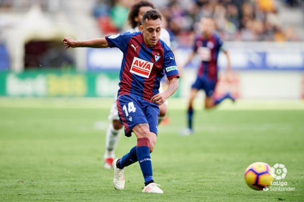 Orellana en el partido de ida ante el Real Madrid en Ipurúa I Foto: LaLiga