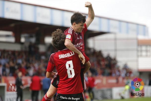 EL Mirandés celebrando un gol. (Foto: LaLiga).