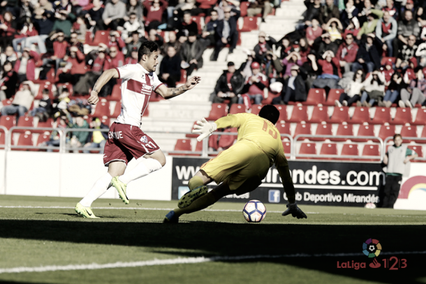 Vinícius Araújo marcó dos goles en Anduva | Foto: LaLiga