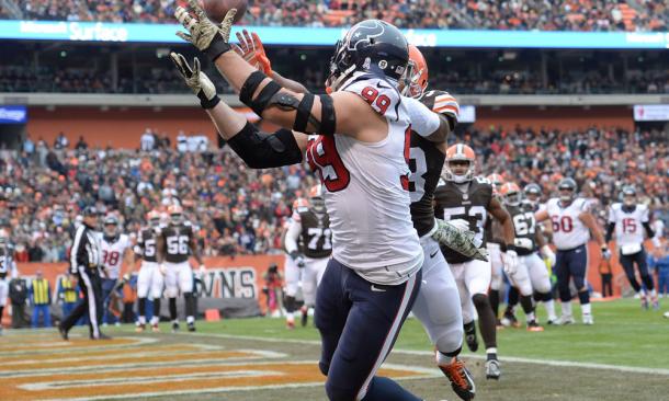 J.J. Watt caught three receiving touchdowns on offense in 2014 | Jason Miller/Getty Images