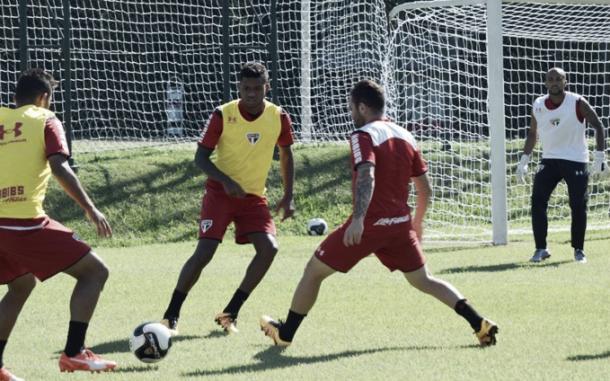 Wesley e Calleri foram os destaques da atividade (Foto: Érico Leonan/São Paulo FC) 