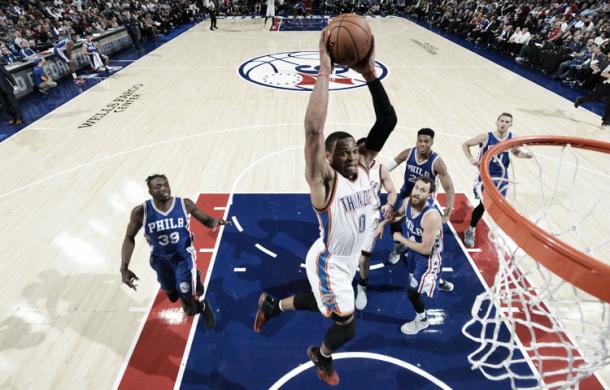 Russell Westbrook en un partido de los OklahomaCity Thunder. Fuente: NBA.com