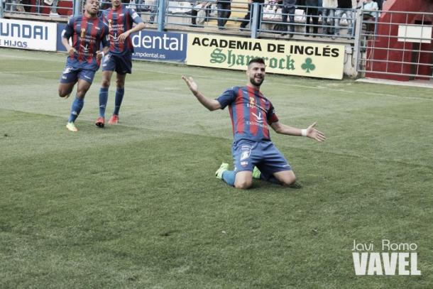 Willy celebrando un gol. | Foto: Javi Romo