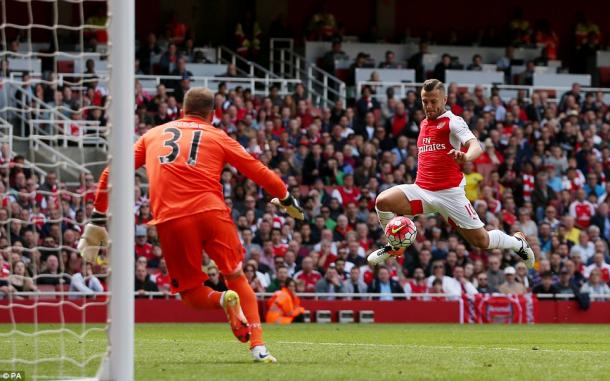 Wilshere should have doubled the lead (photo: PA)