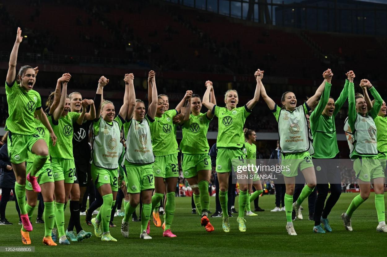 Wolfsburg's teammates celebrate after winning the UEFA Women's <strong><a  data-cke-saved-href='https://www.vavel.com/en/football/2023/05/25/womens-football/1147670-brian-sorensen-izzy-has-been-an-excellent-player-and-an-excellent-captain.html' href='https://www.vavel.com/en/football/2023/05/25/womens-football/1147670-brian-sorensen-izzy-has-been-an-excellent-player-and-an-excellent-captain.html'>Champions League</a></strong> semi-final second-leg match between Arsenal and Wolfsburg at the Arsenal Stadium, in London, on May 1, 2023. - Wolfsburg wins 3 - 2 against Arsenal and qualifies UEFA Women's <strong><a  data-cke-saved-href='https://www.vavel.com/en/football/2023/05/25/womens-football/1147670-brian-sorensen-izzy-has-been-an-excellent-player-and-an-excellent-captain.html' href='https://www.vavel.com/en/football/2023/05/25/womens-football/1147670-brian-sorensen-izzy-has-been-an-excellent-player-and-an-excellent-captain.html'>Champions League</a></strong> final. (Photo by Ben Stansall / AFP) (Photo by BEN STANSALL/AFP via Getty Images)