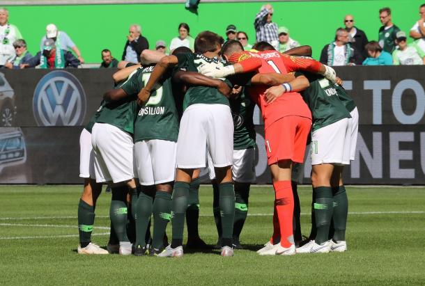 La unión de la escuadra del Wolfsburg | Foto: @VfLWolfsburg_ES