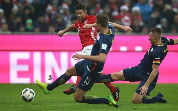 Il gol del 2-0 di Xabi Alonso contro il Lipsia | foto: Reuters