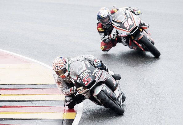 Zarco and Folger gave the crowds a spectacular last tap | Photo: Getty